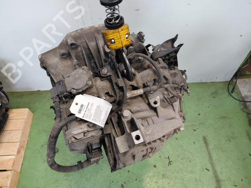 gearbox-renault-megane-iii-hatchback-bz01_-b3_-2008-36394085 main image