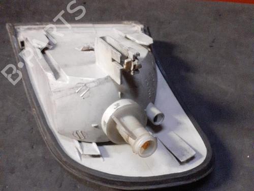 Used Right front indicator Right front indicator 37754821 37754821