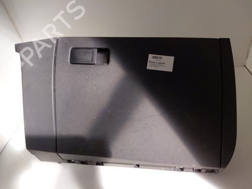 Used Glove box VW POLO VI (AW1, BZ1, AE1) 1.0 MPi (80 hp) 29292980