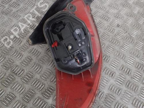 Used Right taillight PEUGEOT 206 Hatchback (2A/C) 1.9 D (69 hp) 31211656