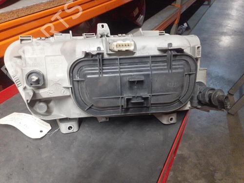 Used Left headlight CITROËN EVASION MPV (22, U6) 2.0 (121 hp) 24768941