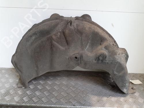 wheel-arch-renault-megane-iv-hatchback-b9amn_-2015-26509519 main image