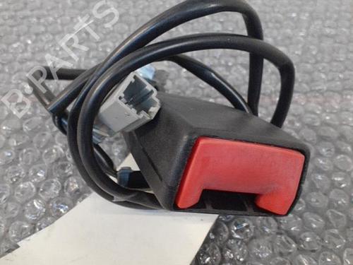Used Seat buckle FIAT 500 (312_) 1.2 (312AXA1A) (69 hp) 24760427
