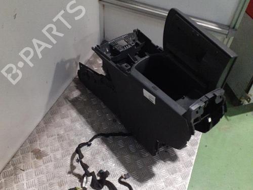 Armlene Armlene PEUGEOT 3008 I MPV (0U_) 1.6 HDi (109 hp) 24759285 24759285