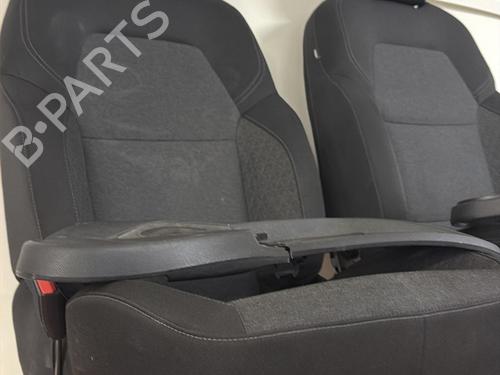 Stol venstre foran RENAULT CLIO V (B7_) 1.0 TCe 90 (B7MT) (91 hp) 31691339