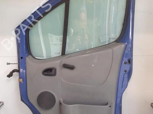 Used Right front door OPEL VIVARO A Van (X83) 1.9 DTI (F7) (101 hp) 24761011
