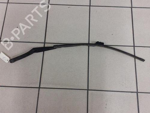 Used Front windshield wiper arm AUDI A3 (8P1) 2.0 TDI 16V (140 hp) 24759069