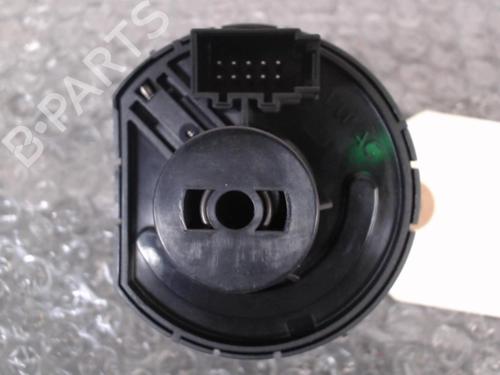 Used Headlight switch Headlight switch VW POLO V (6R1, 6C1) 1.4 TDI (90 hp) 24765102 24765102