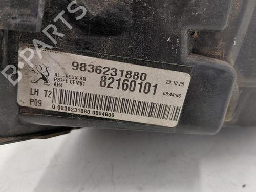 Venstre baglygte bagklap Venstre baglygte bagklap PEUGEOT 5008 II (MC_, MJ_, MR_, M4_) 1.2 THP (MRHNYH, MRHNYW, MRHNSJ, MRHNSU, MRHNSM) (131 hp) 39665184 39665184
