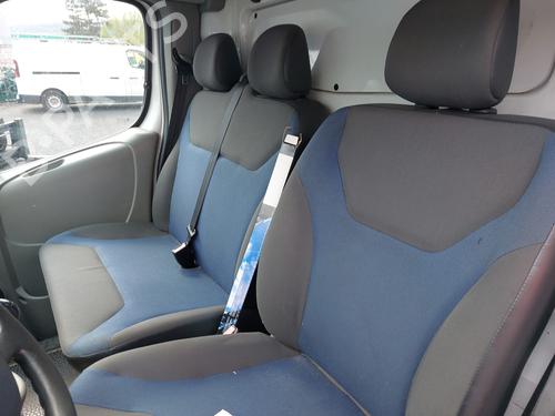 Left headlight RENAULT TRAFIC II Bus (JL) 2.0 dCi 90 (JL00, JL01, JL0H, JL0M, JL0P, JL0S) | BP31716719C28  - Image 23