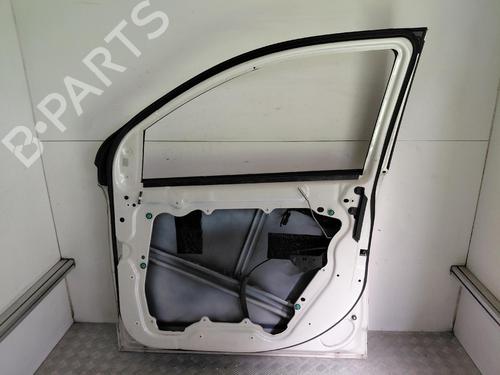 right-front-door-fiat-freemont-345_-2011-36481067 main image