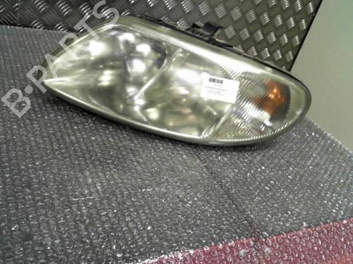 Used Left headlight CHRYSLER VOYAGER IV (RG, RS) 2.5 CRD (141 hp) 24753146