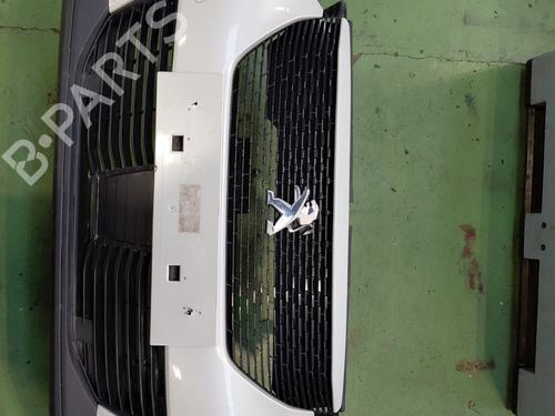 Pare-chocs avant PEUGEOT 2008 II (UD_, US_, UY_, UJ_, UR_, UC_) 1.5 BlueHDI 130 (131 hp) 29935762