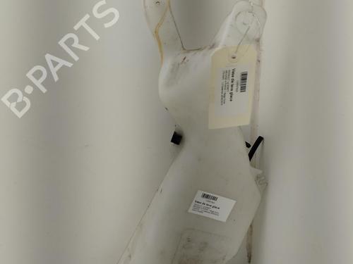 Used Windscreen washer tank Windscreen washer tank RENAULT MEGANE IV Hatchback (B9A/M/N_) 1.2 TCe 100 (B9MS) (100 hp) 39938465 39938465
