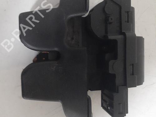Used Tailgate lock RENAULT LAGUNA II (BG0/1_) 1.9 dCi (107 hp) 28351437