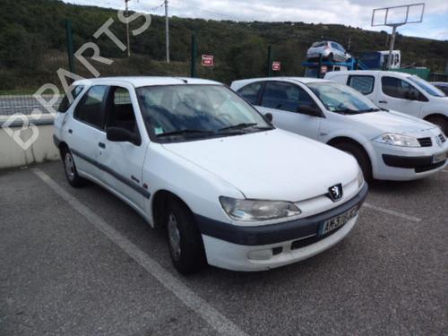 Used Parts PEUGEOT 306 Break (7E, N3, N5) 1.9 D 2408494