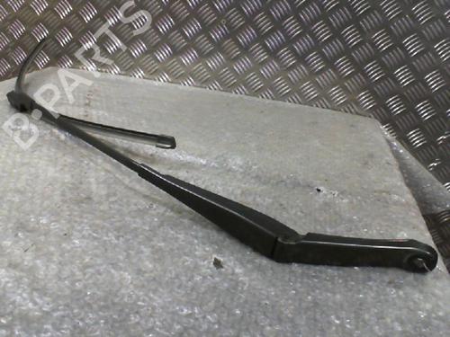 Used Front windshield wiper arm PEUGEOT 508 I (8D_) 2.0 HDi (163 hp) 24745903