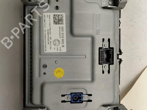 Used Display monitor Display monitor SKODA KAROQ (NU7, ND7) 1.6 TDI (115 hp) 32980900 32980900