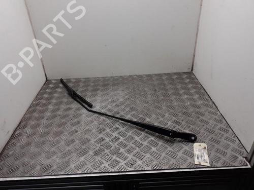 Used Front windshield wiper arm CITROËN C3 / C3 ORIGIN III (SX) 1.5 BlueHDi 100 (SXYHYP, SXYHTU) (102 hp) 24742353