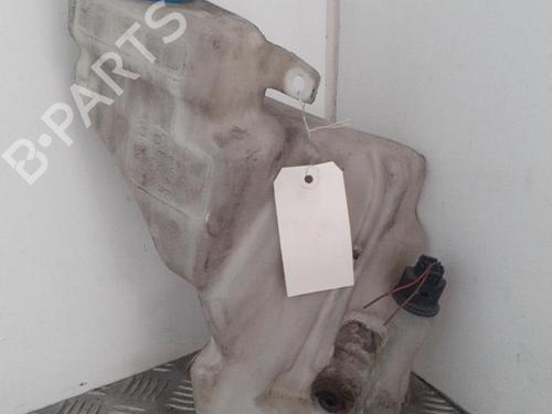 Used Windscreen washer tank VW PASSAT B5 (3B2) 1.9 TDI (110 hp) 24740098
