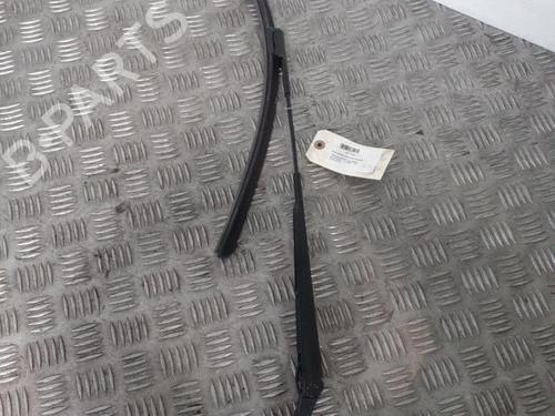 Used Front windshield wiper arm VW UP! (121, 122, BL1, BL2, BL3, 123) 1.0 (60 hp) 24747847