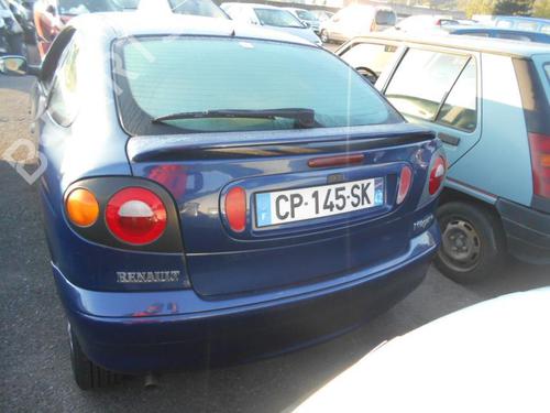Used Parts RENAULT MEGANE I Coach (DA0/1_) 2.0 i (DA0G) 2402219