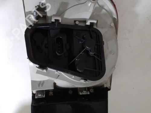 Used Right taillight VW TOUAREG (7LA, 7L6, 7L7) 3.0 V6 TDI (225 hp) 24761171