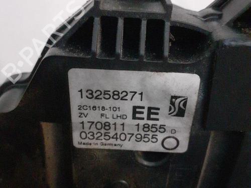 Used Front left lock OPEL CORSA D (S07) 1.0 (L08, L68) (65 hp) 24739536