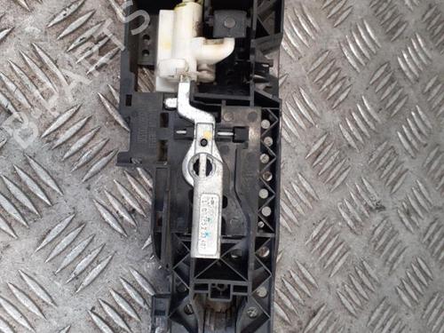 Used Rear left exterior door handle RENAULT MEGANE III Hatchback (BZ0/1_, B3_) 1.5 dCi (BZ0C) (90 hp) 24757506