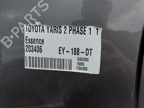 Brugte TOYOTA YARIS (_P9_) 1.0 VVT-i (KSP90_, KSP90R) 4919085