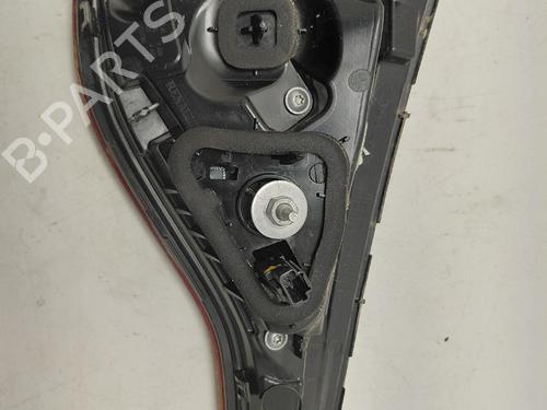 farolim-direito-da-mala-renault-clio-v-b7_-2019-36873575 main image