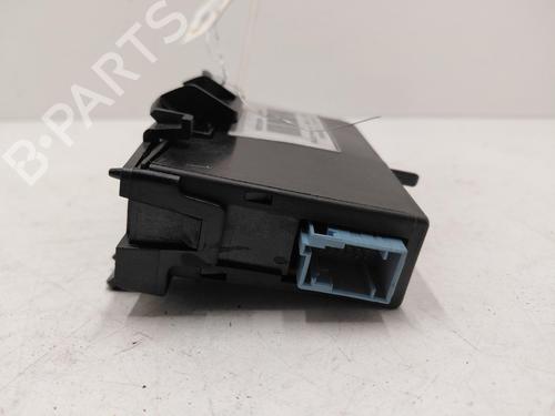 card-reader-renault-espace-iv-jk01_-2002-38229604 main image
