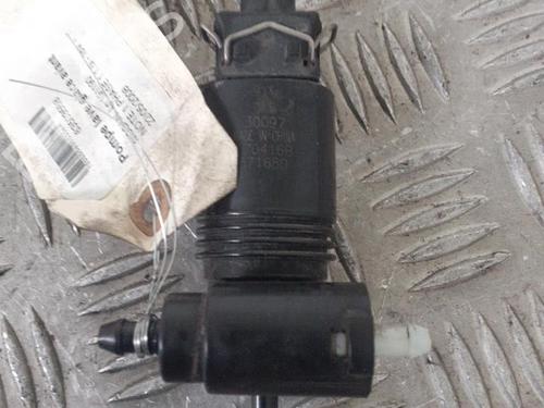 washer-pump-nissan-note-e11-ne11-2005-2006-2007-2008-2009-2010-2011-2012-2013-24739614 main image