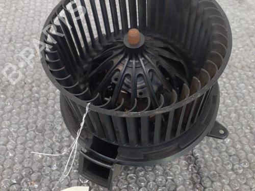 Heater blower motor CITROËN C3 II (SC_) 1.4 HDi 70 (SC8HZC, SC8HR0, SC8HP4) | BP24760438M62 - Image 2