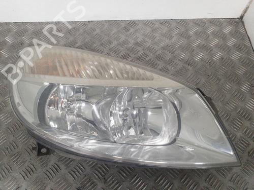 Used Right headlight Right headlight RENAULT SCÉNIC II (JM0/1_) 1.9 dCi (JM0G, JM12, JM1G, JM2C) (120 hp) 24739678 24739678