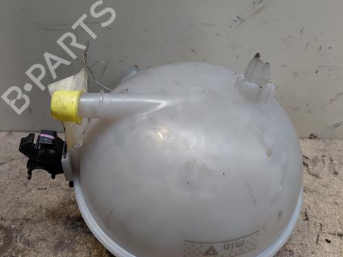 expansion-tank-audi-a3-limousine-8vs-8vm-2013-2014-2015-2016-2017-2018-2019-2020-2021-28593124 main image