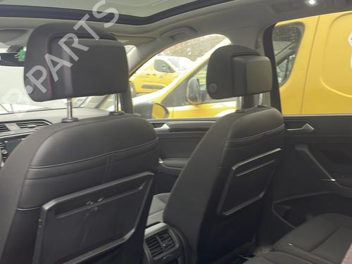 Front wiper motor VW TOURAN (5T1) 2.0 TDI | BP24754162M29 