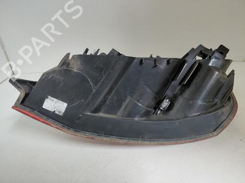 Used Left taillight Left taillight PEUGEOT 407 (6D_) 2.0 HDi 135 (6DRHRH, 6DRHRE, 6DRHRG, 6DRHRJ) (136 hp) 31831179 31831179