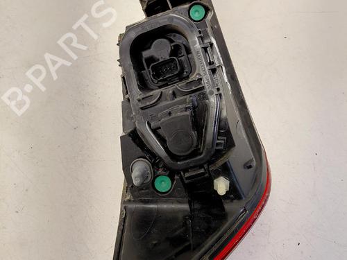 right-taillight-renault-clio-iv-bh_-2012-2013-2014-2015-2016-2017-2018-2019-2020-2021-38492988 main image