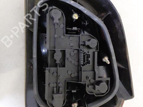 Farolim esquerdo Farolim esquerdo RENAULT MEGANE I (BA0/1_) 1.6 16V (BA04, BA0B, BA11, BA1J, BA16, BA19, BA1K, BA1V,... (107 hp) 33421006 33421006