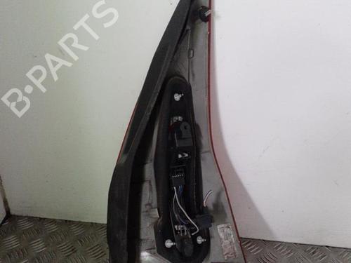 Used Left taillight RENAULT MEGANE II Estate (KM0/1_) 1.5 dCi (KM16, KM1E) (106 hp) 24746859