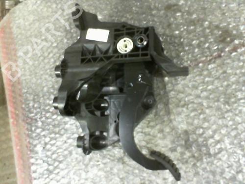 Break pedal RENAULT TRAFIC III Van (FG_) 1.6 dCi 95 (FGMJ, FGMR) | BP24755102I19 