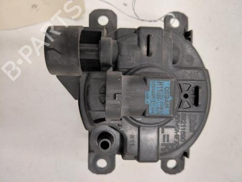 right-front-fog-light-fiat-500l-351_-352_-2012-39608914 main image