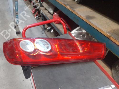 Right taillight FORD FIESTA V (JH_, JD_) 1.4 TDCi | BP24770470C35 