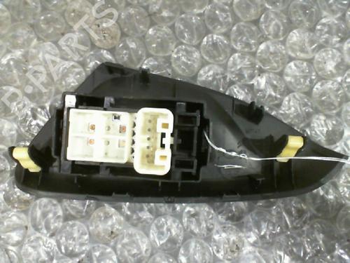 Used Right front window switch Right front window switch CITROËN C1 II (PA_, PS_) 1.0 VTi 68 (69 hp) 24766539 24766539