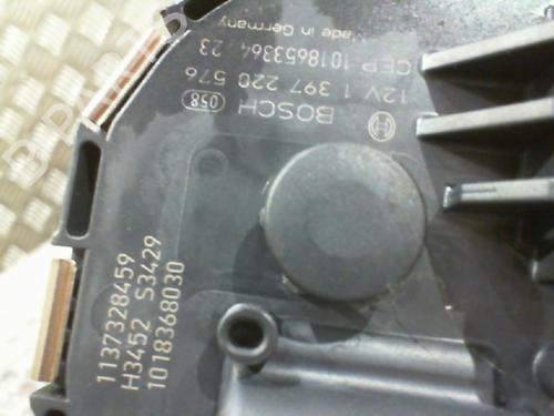 Used Front wiper motor PEUGEOT 5008 (0U_, 0E_) 1.6 HDi (110 hp) 24765779