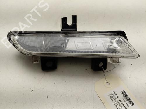 Used Right daytime light RENAULT CLIO IV (BH_) 1.5 dCi 75 (75 hp) 32141648