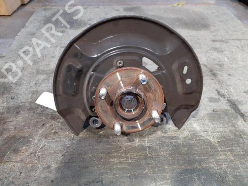 Used Left front steering knuckle TOYOTA YARIS (_P13_) 1.0 (KSP130) (72 hp) 24766889