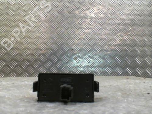 Advarselsbryter DACIA SANDERO II TCe 90 (B8M1, B8MA, B8AC) (90 hp) 24745823