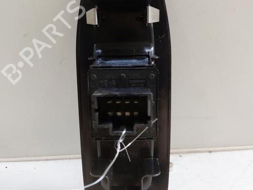 Used Switch Switch PEUGEOT 208 I (CA_, CC_) 1.0 VTi (68 hp) 33049631 33049631